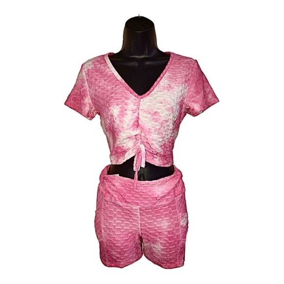 2 piece pink white v-neck printed crop top & booty shaping shorts set - Picture 14 of 15